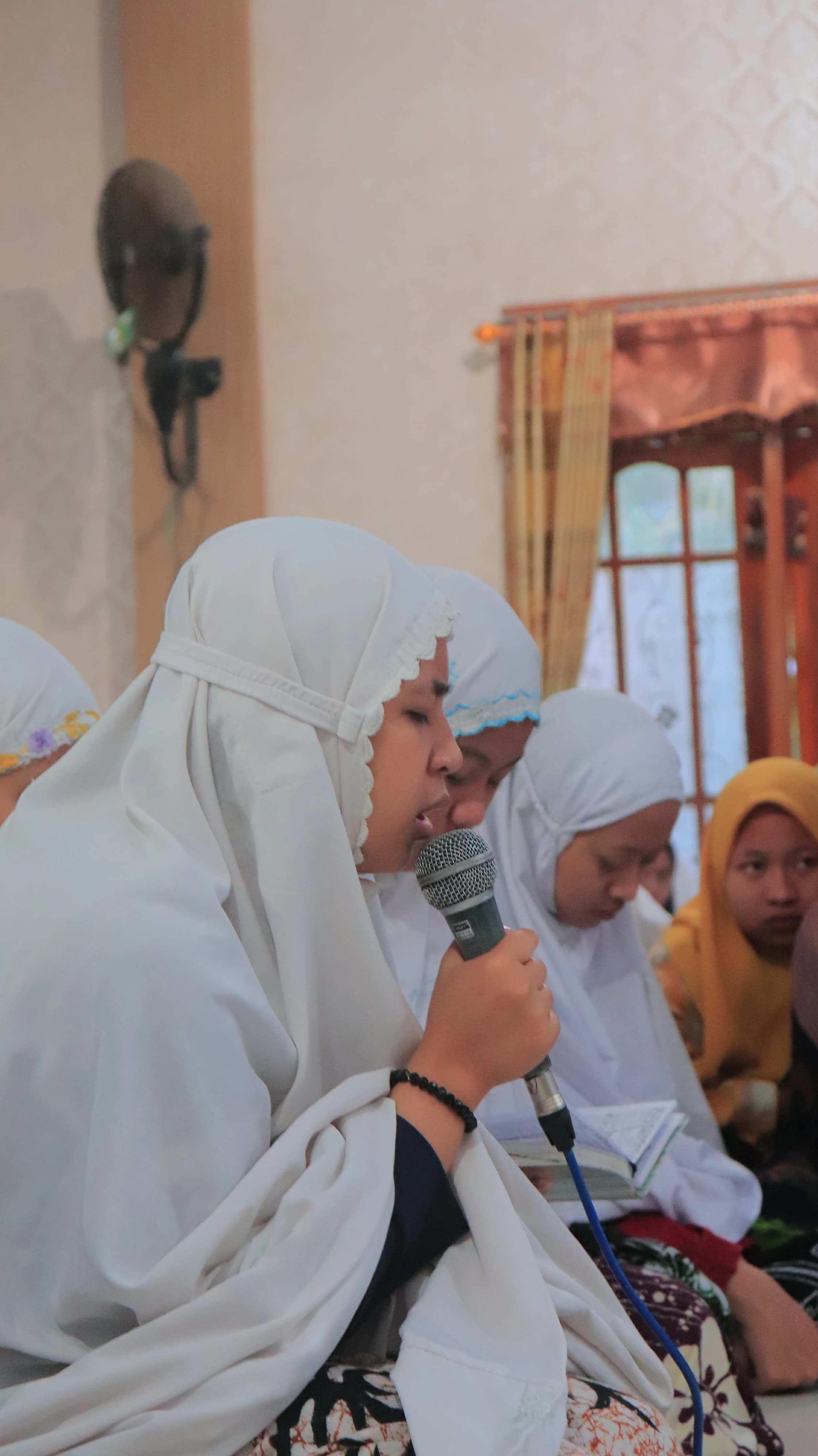 Aktivitas pagi santri