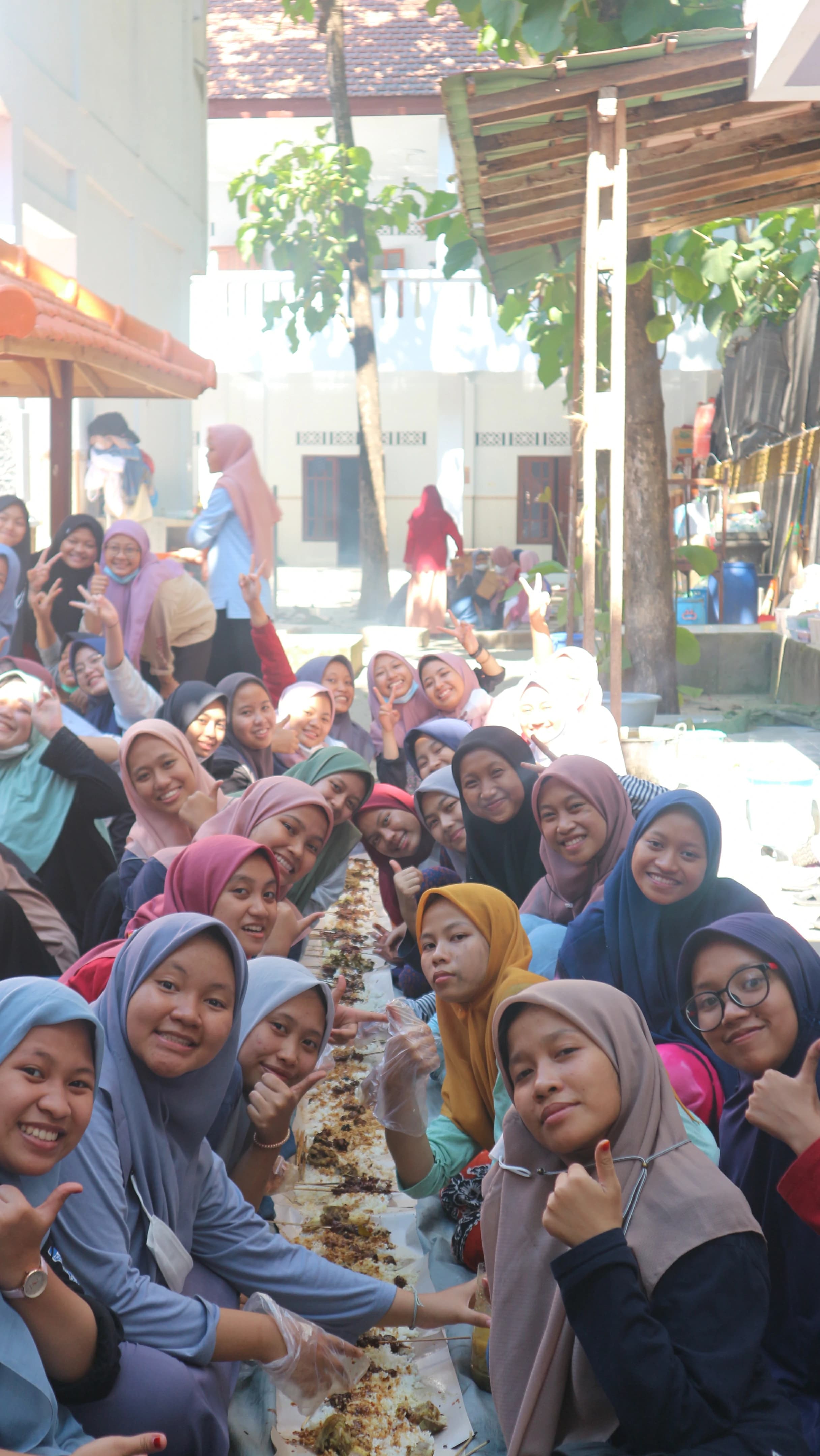 Momen di asrama putra